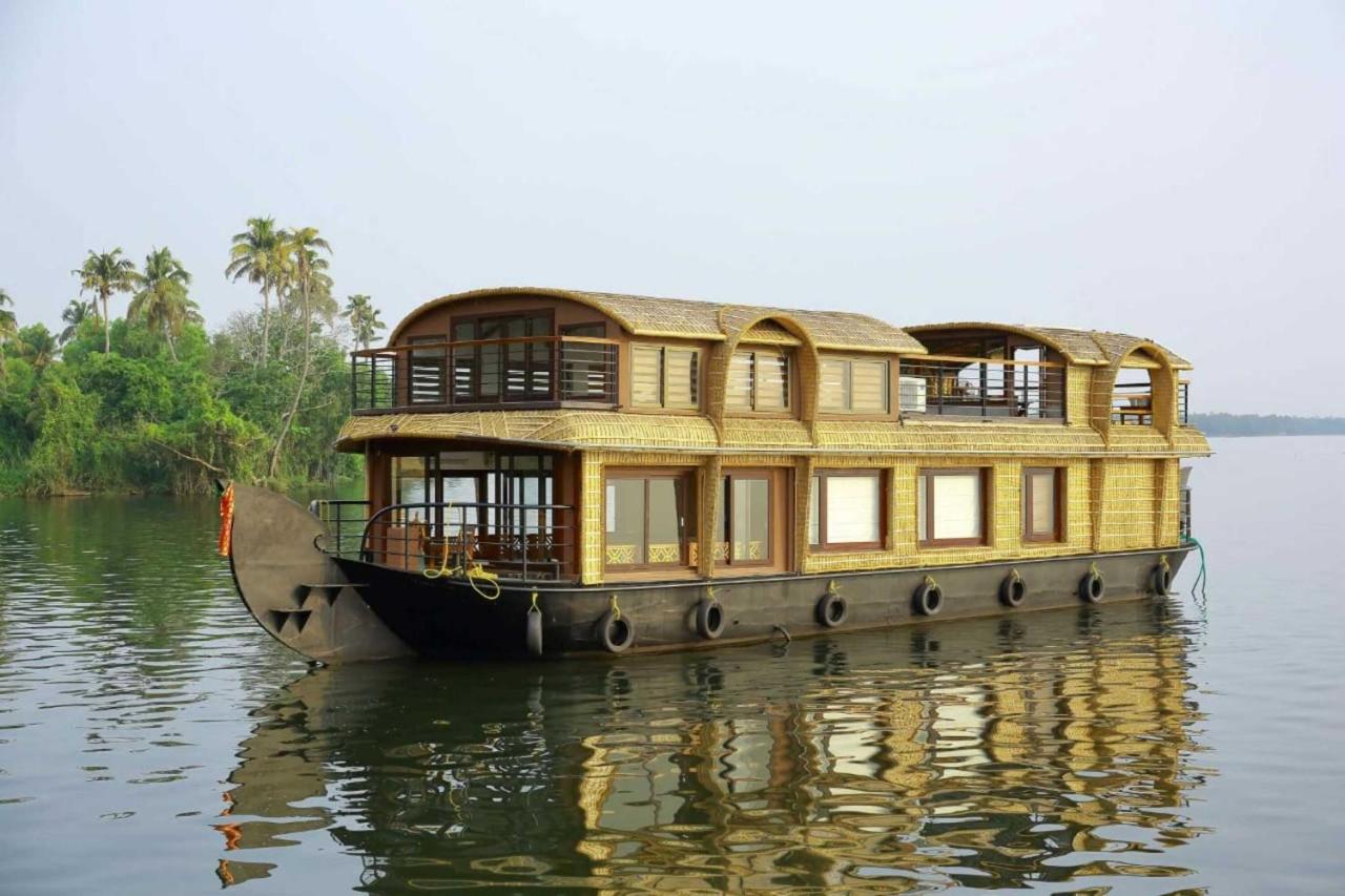 Cosy Premium Houseboats Ξενοδοχείο Alappuzha Εξωτερικό φωτογραφία