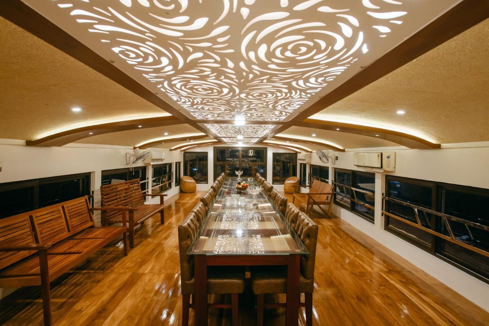 Cosy Premium Houseboats Ξενοδοχείο Alappuzha Εξωτερικό φωτογραφία