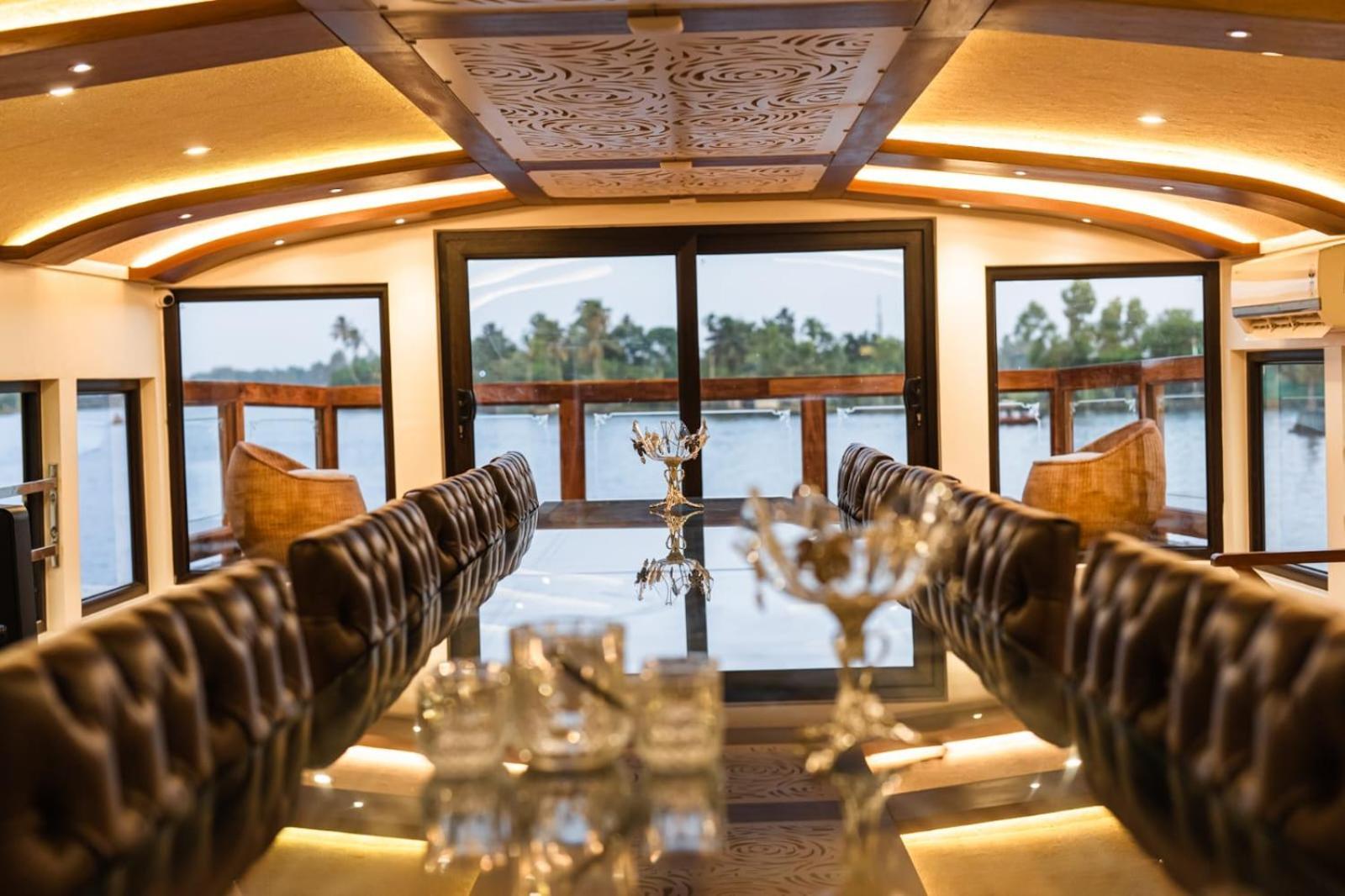 Cosy Premium Houseboats Ξενοδοχείο Alappuzha Εξωτερικό φωτογραφία
