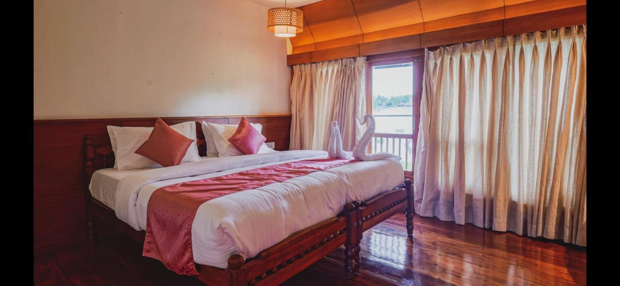 Cosy Premium Houseboats Ξενοδοχείο Alappuzha Εξωτερικό φωτογραφία