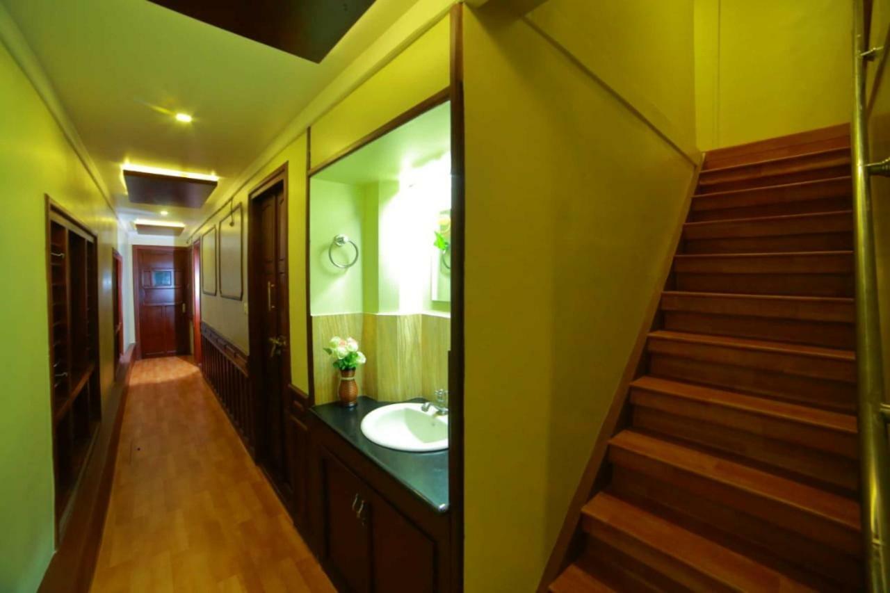 Cosy Premium Houseboats Ξενοδοχείο Alappuzha Εξωτερικό φωτογραφία