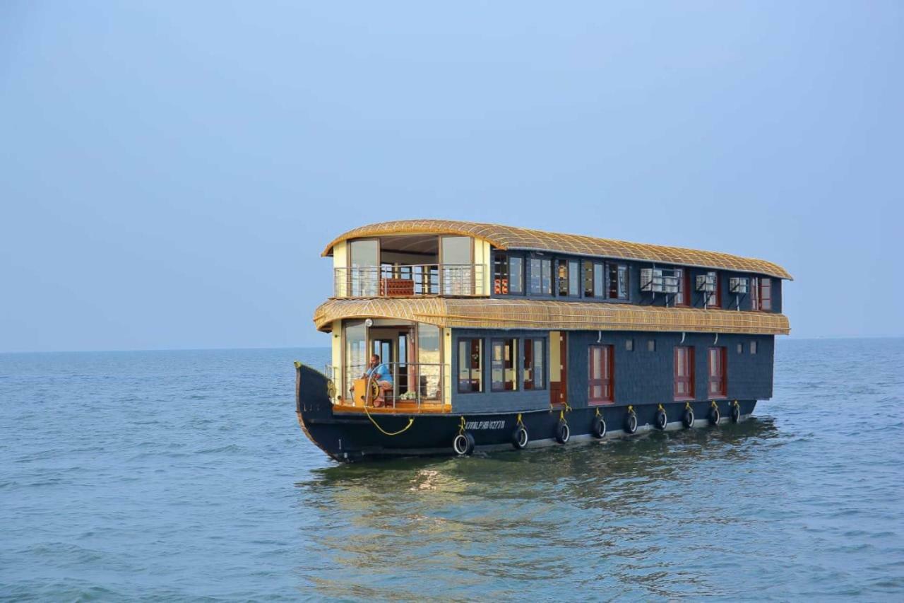 Cosy Premium Houseboats Ξενοδοχείο Alappuzha Εξωτερικό φωτογραφία
