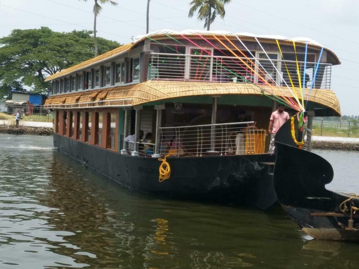 Cosy Premium Houseboats Ξενοδοχείο Alappuzha Εξωτερικό φωτογραφία