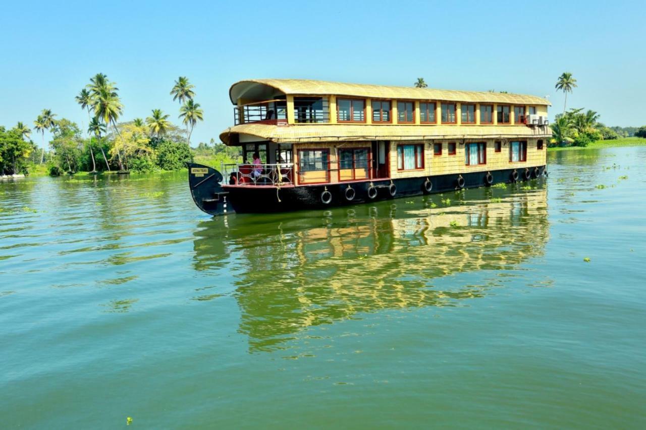 Cosy Premium Houseboats Ξενοδοχείο Alappuzha Εξωτερικό φωτογραφία