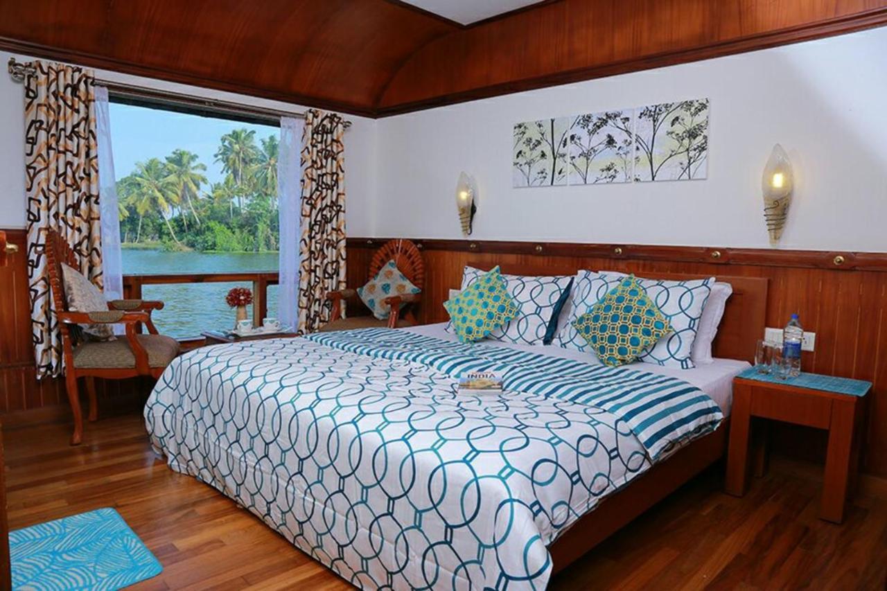 Cosy Premium Houseboats Ξενοδοχείο Alappuzha Εξωτερικό φωτογραφία